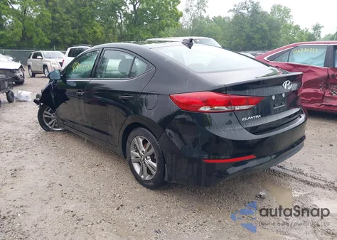 2018 Hyundai Elantra Value Edition z USA, uszkodzony, nr VIN 5NPD84LF2JH379377